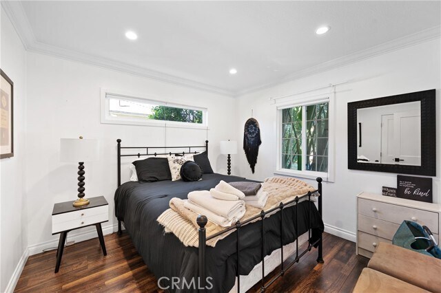 Building Photo - 20852 Kittridge St