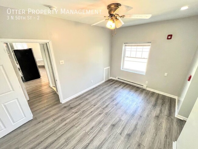 Building Photo - 2BR/1BA University City Apt with Washer/Dr...