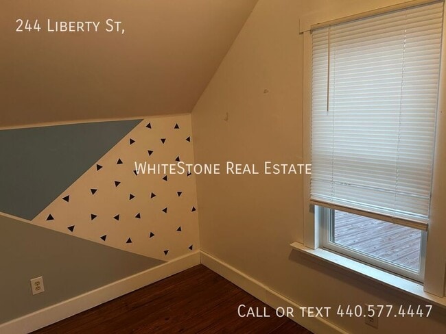 Building Photo - 244 Liberty St