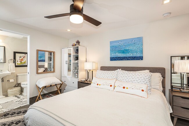 Building Photo - Coronado Beach House