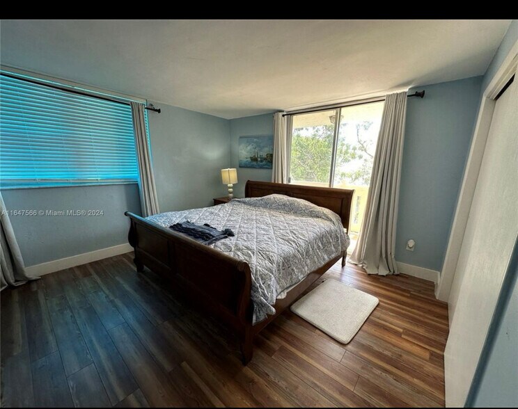 Building Photo - 7900 Tatum Waterway Dr