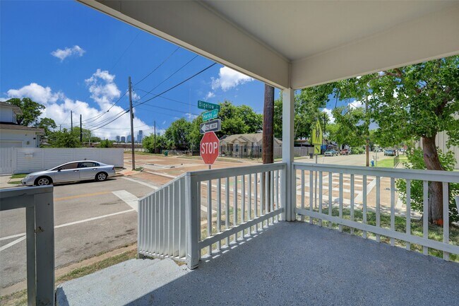 Building Photo - 1601 Bigelow St