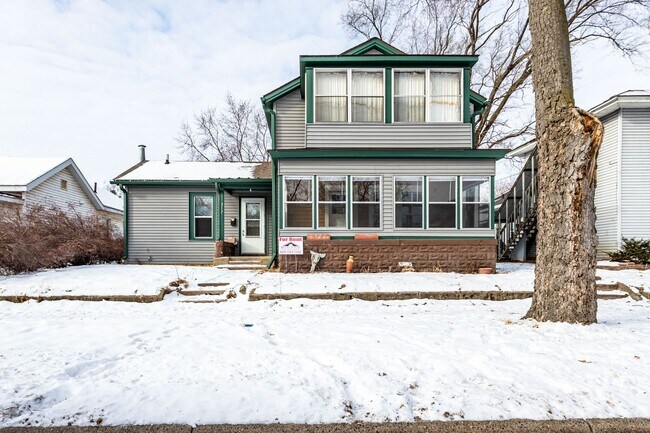 Building Photo - nre317