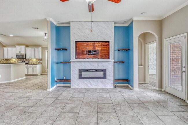 Building Photo - 3515 Cactus Field Ln