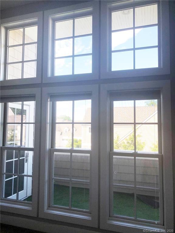 Building Photo - 77 Havemeyer Ln