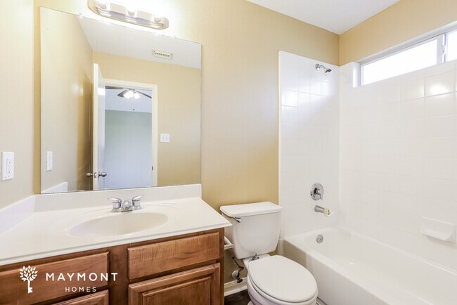 Building Photo - 16039 Imperial Forest Ln