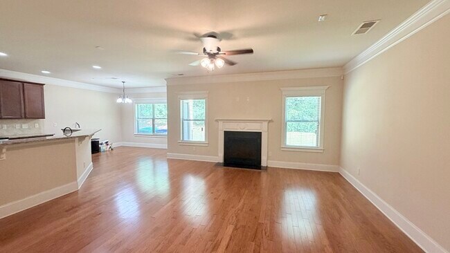 Building Photo - 590 Summerstone Ln