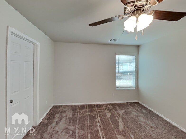 Building Photo - 4201 Umbria Rd