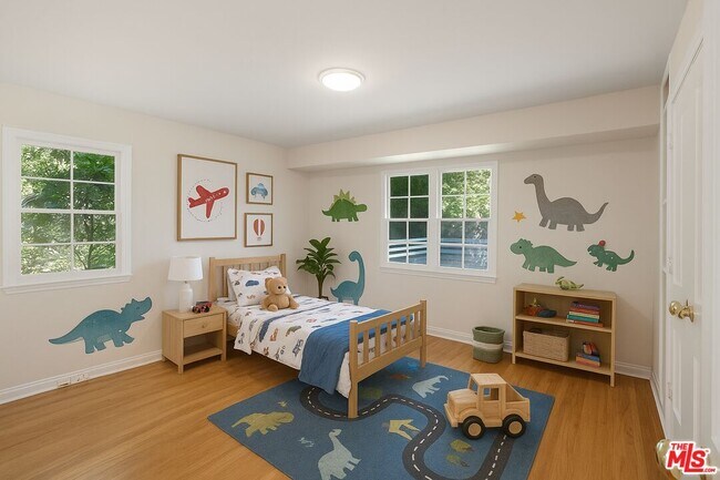 Building Photo - 4909 Morse Ave