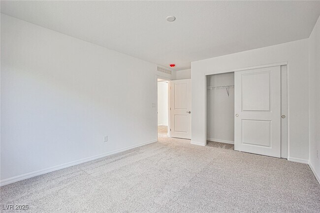 Building Photo - 7412 Legacy Pt St