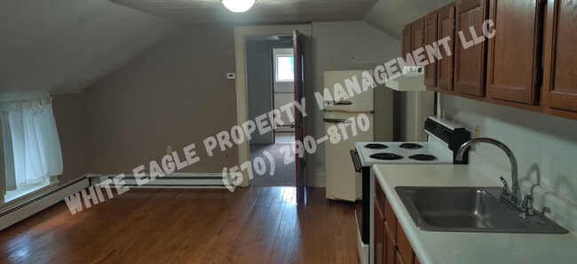 Building Photo - 1310 Layton Rd