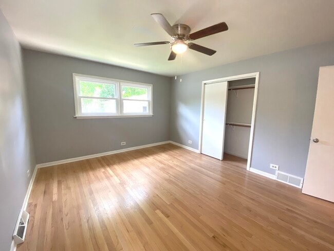 Building Photo - 426 Berteau Ave