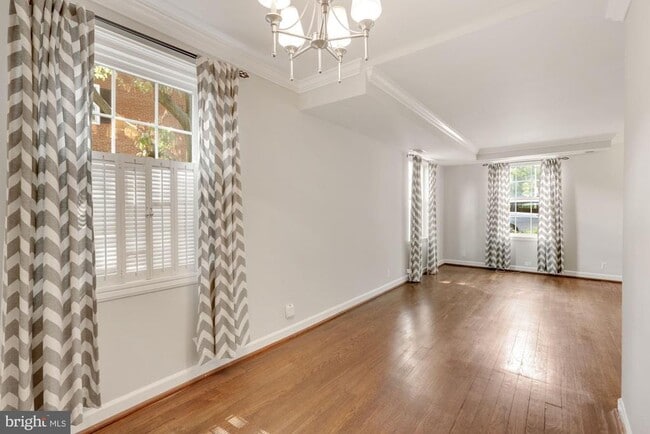 Building Photo - 2941 S Dinwiddie St