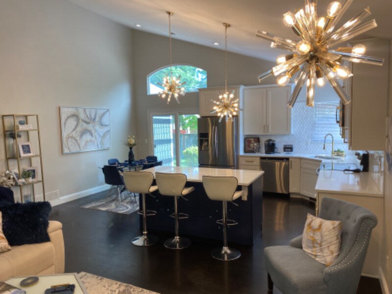 Building Photo - 2207 Stetson Creek Dr