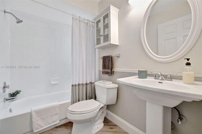 Building Photo - 396 Bedford Ave