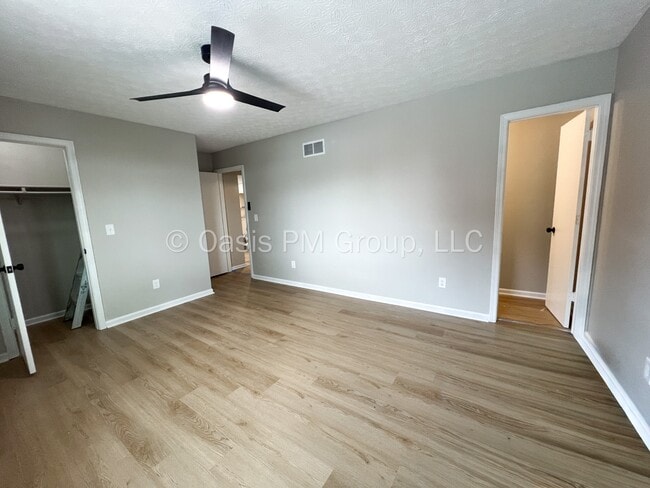 Building Photo - 3372 Willington Dr