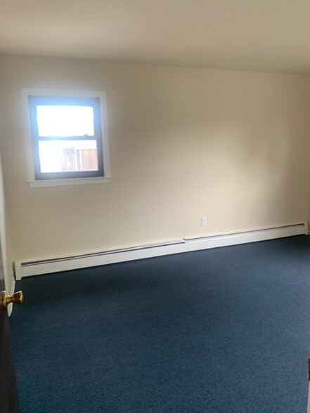 Building Photo - 615 McCandless Pl