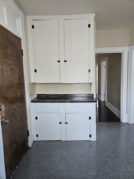 Building Photo - 240 Locust St