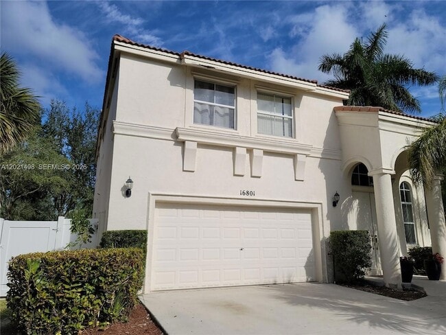 Building Photo - 16801 SW 49th Ct
