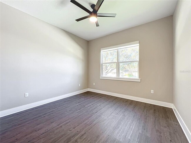 Building Photo - 1793 Lakehill Dr