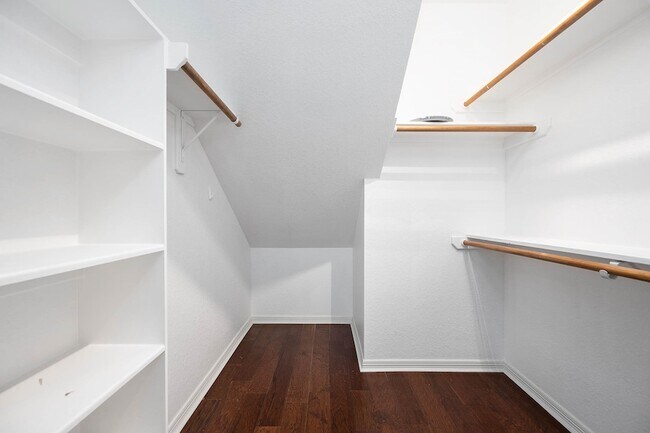 Building Photo - 15119 Shady Gate Ct