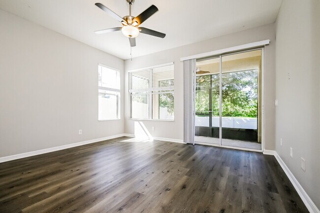 Building Photo - 12611 Geneva Glade Dr