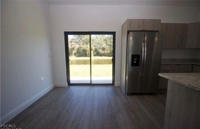 Building Photo - 8004 Spice Ct