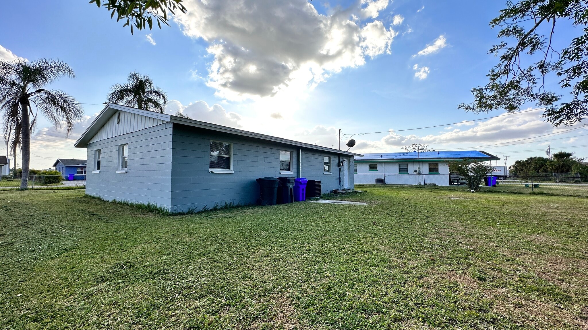 Building Photo - 3830 Highland Ave