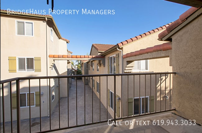 Building Photo - 4222 Menlo Ave