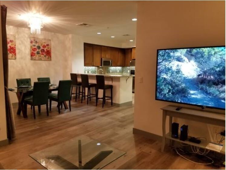 OPEN LIVING AREA - 21301 Erwin St