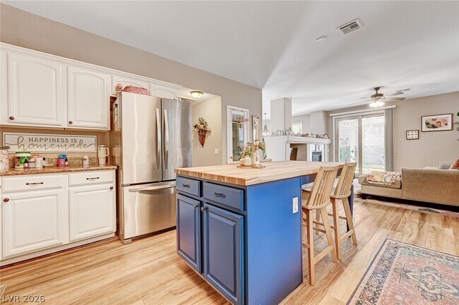 Building Photo - 10617 Austin Bluffs Way