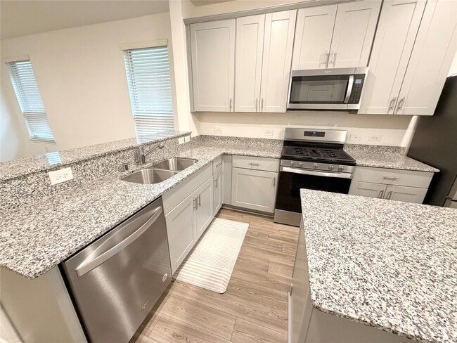 Building Photo - 1348 Bright Hl Dr