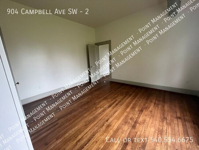 Building Photo - 904 Campbell Ave SW