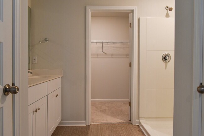 Building Photo - Coastal Living at its finest