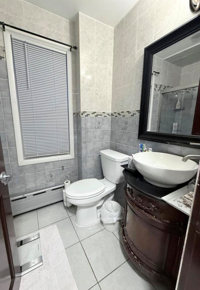 Building Photo - 334 71st St