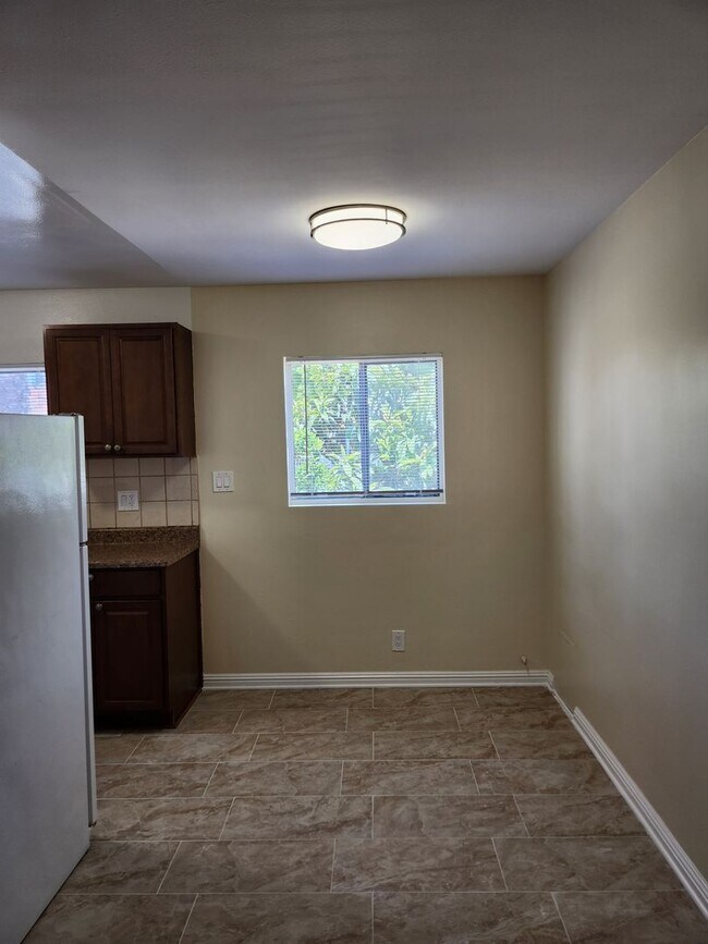 Interior Photo - #517