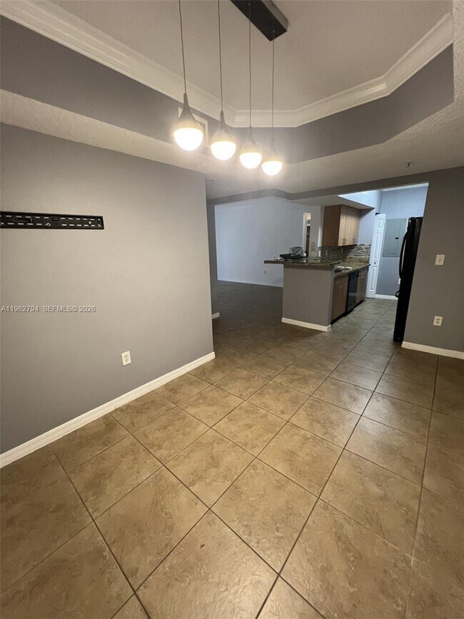 Building Photo - 231 SW 116th Ave