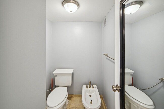 Building Photo - 11801 Rockville Pike