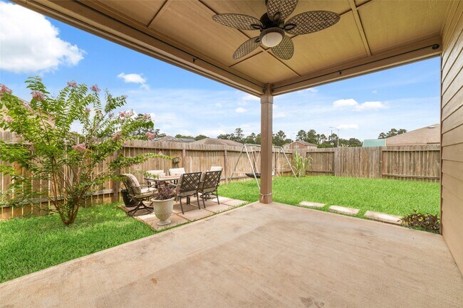 Building Photo - 12054 Fairquarter Ln