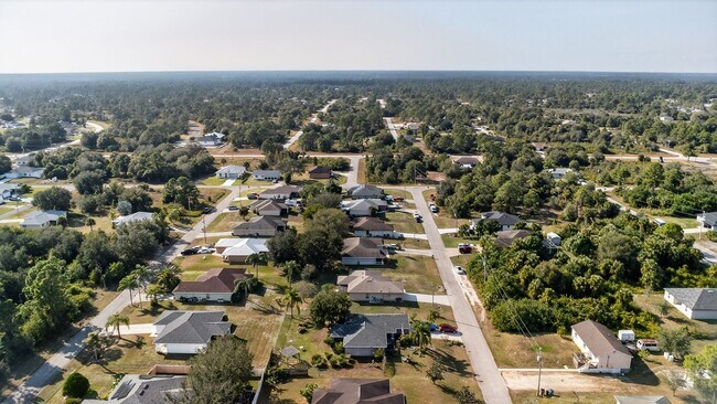 Building Photo - 1224 Bayou St E