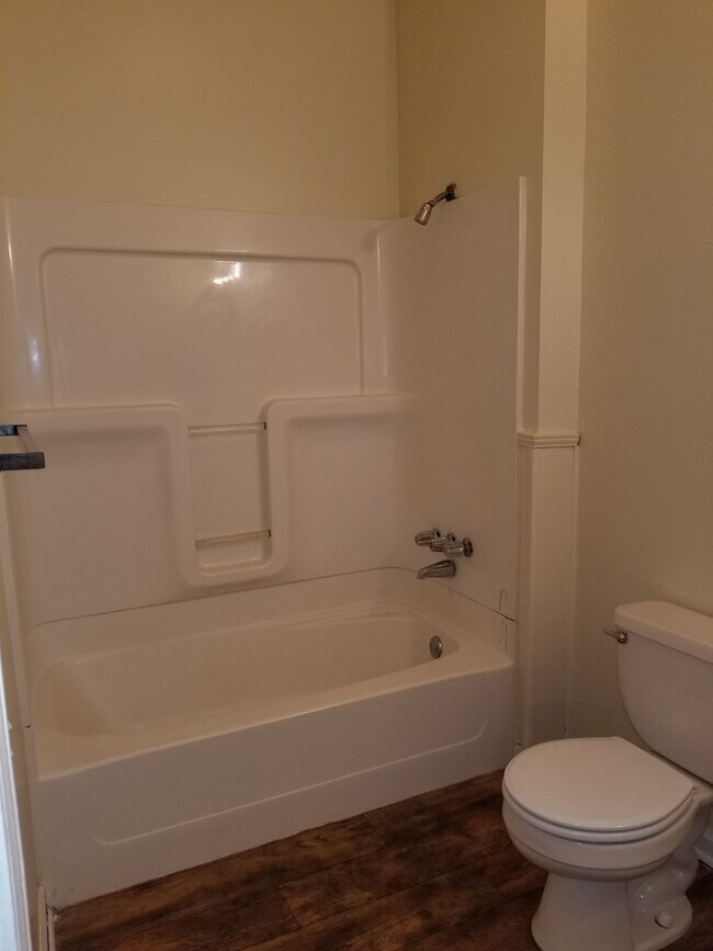 Building Photo - East Park Ave, Enterprise, AL