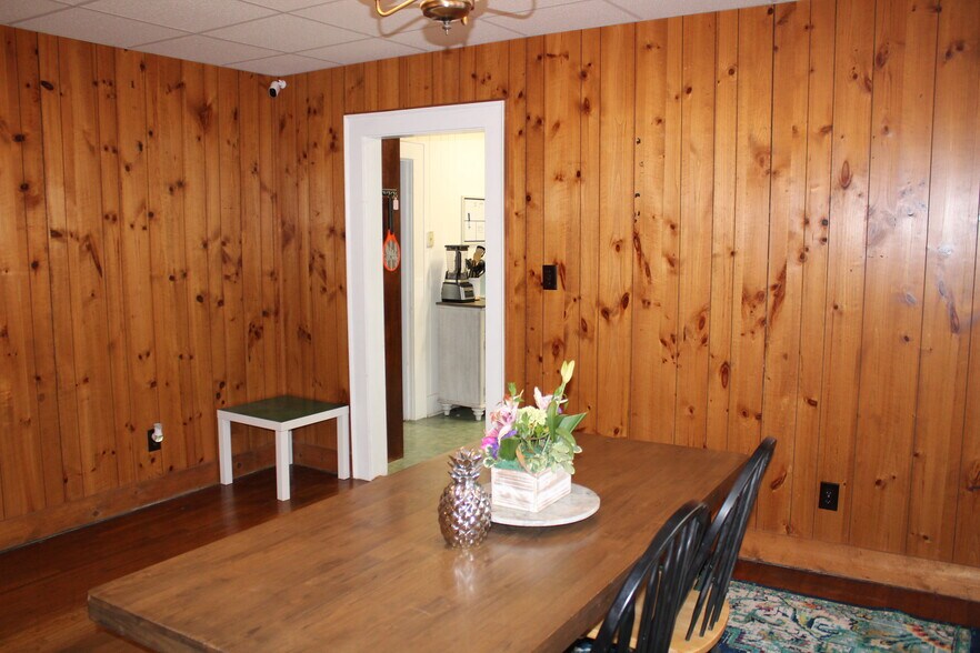 Dining Room - 60 Pulliam St