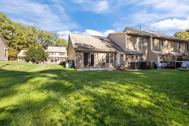 Building Photo - 67 Crystal Oaks Ct