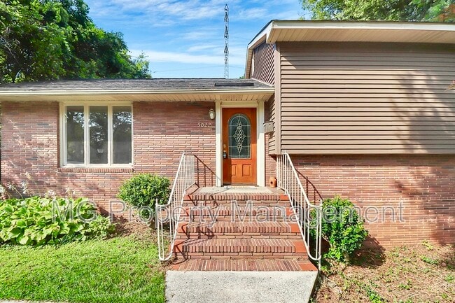 Building Photo - 5022 Furman Pl