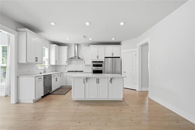 Building Photo - 4719 Wilderness Trl