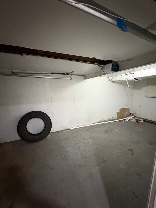 Building Photo - 3 Bed / 2.5 Bath Home on a Corner Lot – Bright, Updated, and Move-In Ready