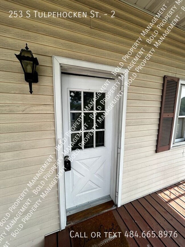 Building Photo - 253 S Tulpehocken St
