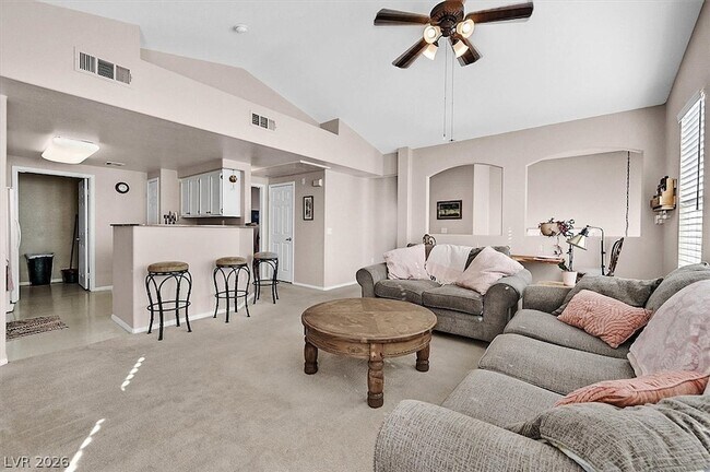 Building Photo - 10550 W Alexander Rd