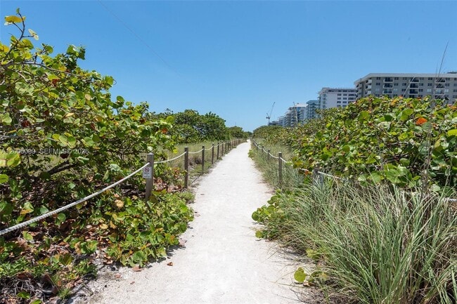 Building Photo - 9341 Collins Ave