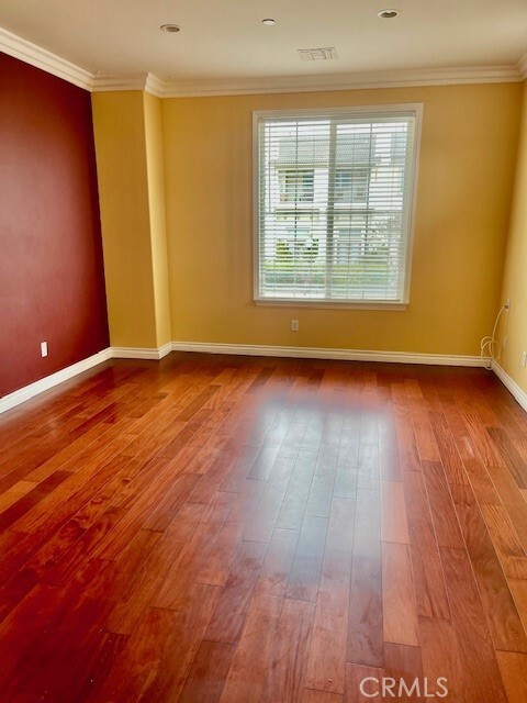 Building Photo - 1211 Chesapeake Dr